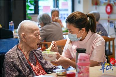 廣東 織密關愛網絡，2023年底前基本建立特殊困難老年人探訪關愛服務機制